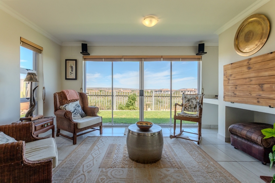 4 Bedroom Property for Sale in Sunset Estate Western Cape